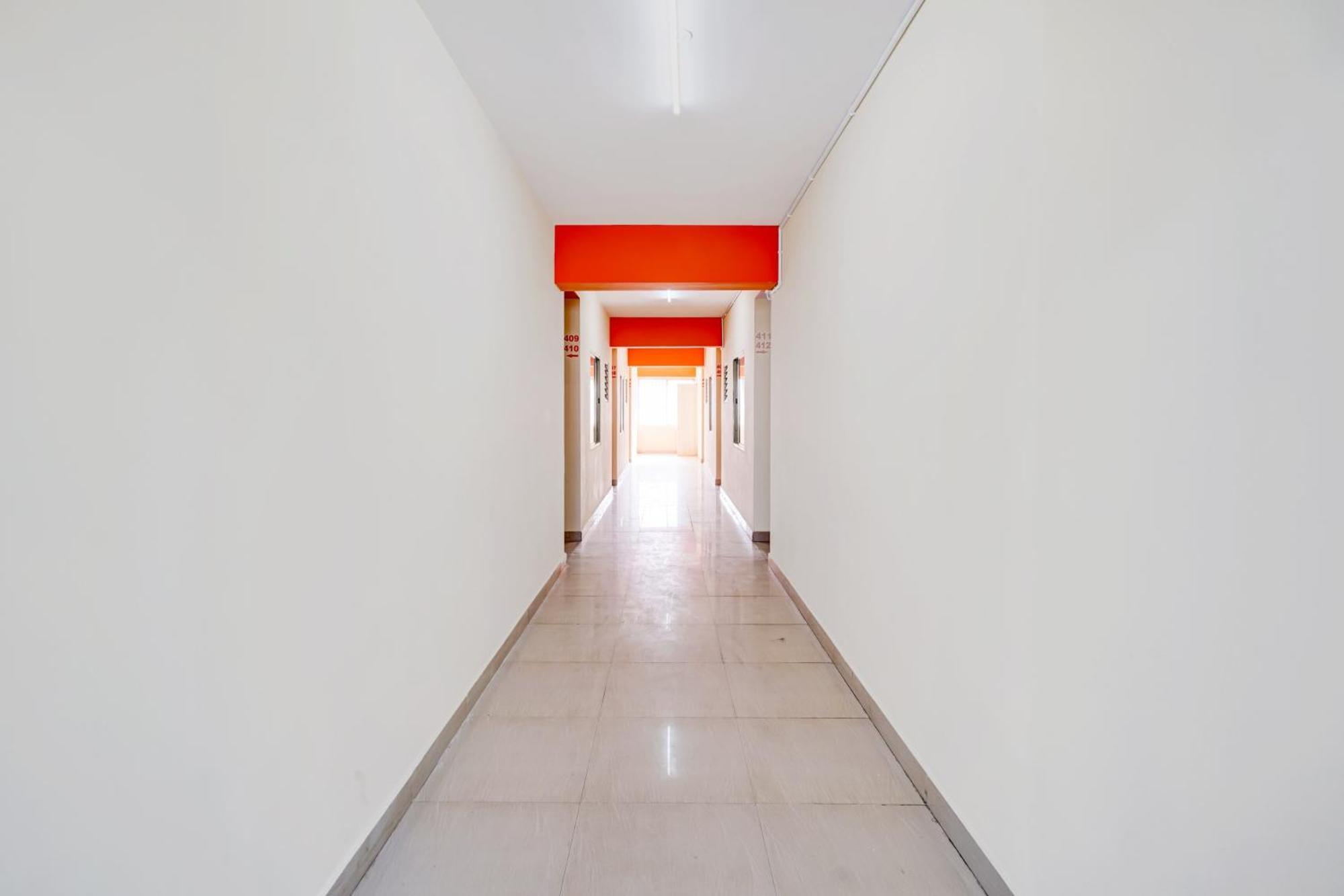 Hotel O Royal Rooms Bangalore Exterior photo